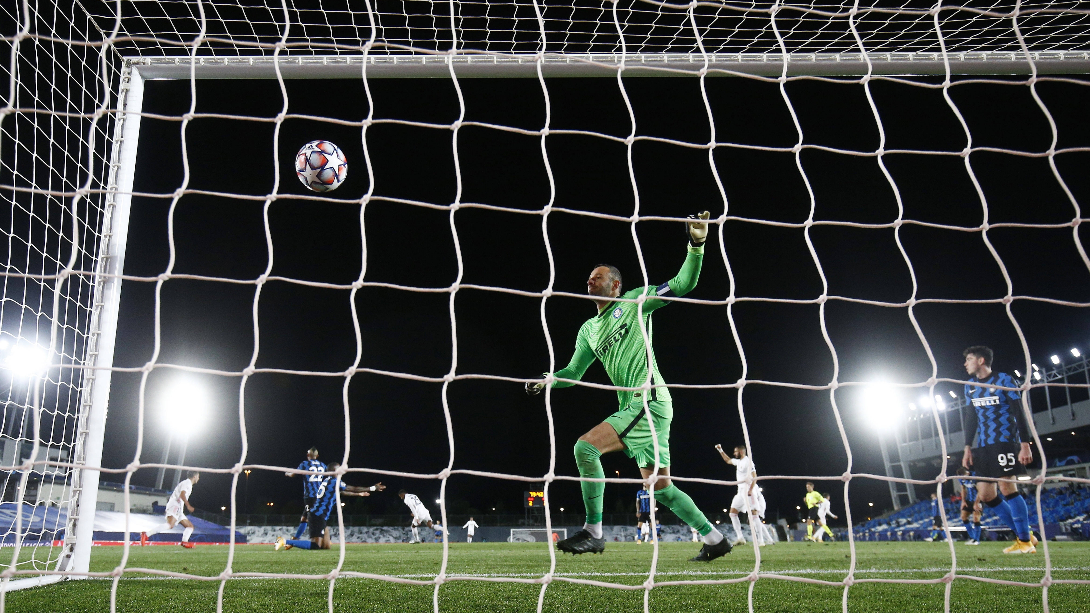 欧冠决赛视频_(欧冠决赛视频直播免费观看)