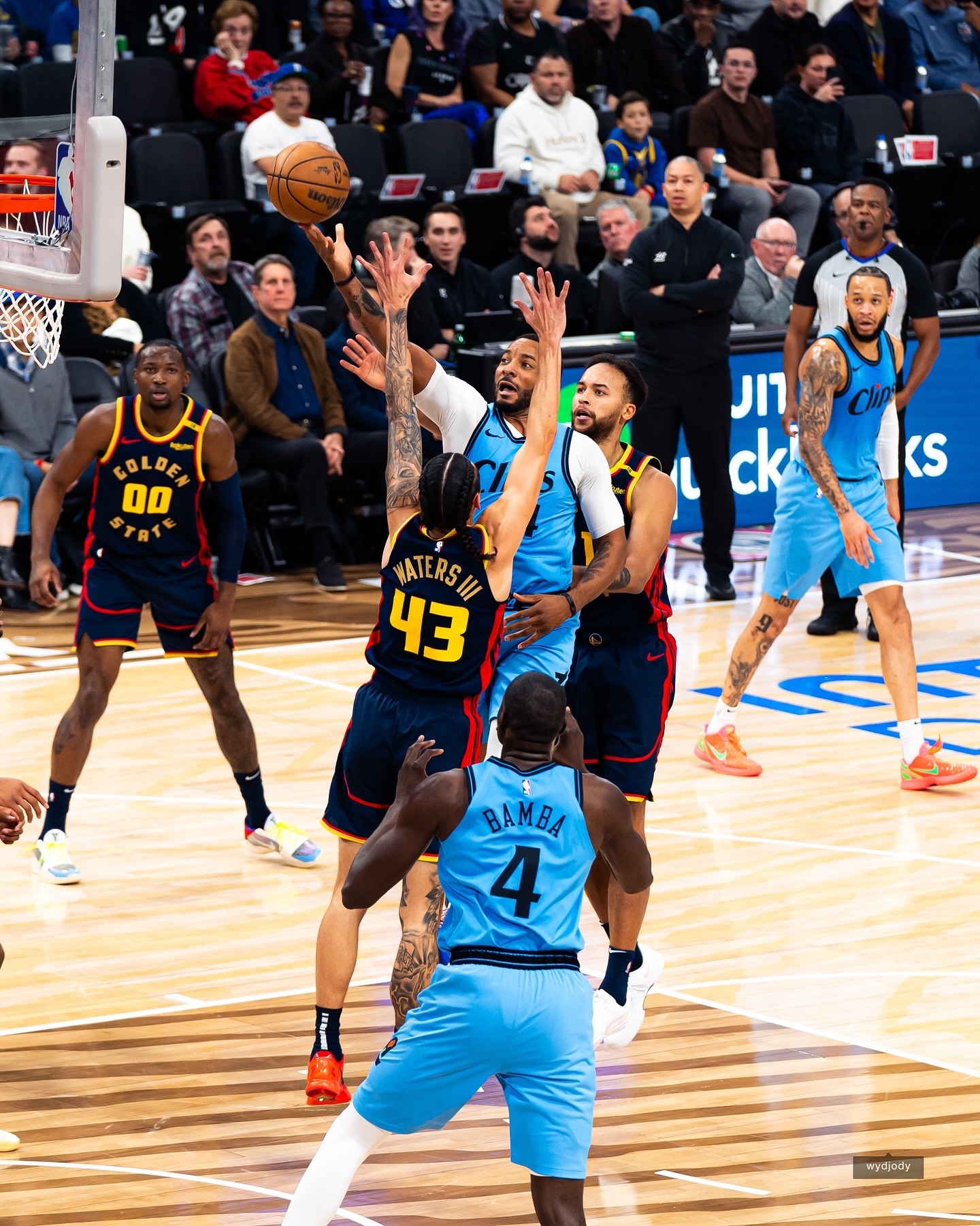 勇士快船比赛全场录像回放_(202119勇士vs快船全场回放)  第1张