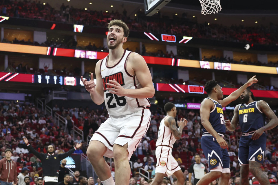 包含火箭5连胜遭马刺终结申京空砍25分9板8助的词条