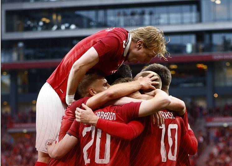 世预赛英格兰1-0安道尔图赫尔战术令人诟病的简单介绍