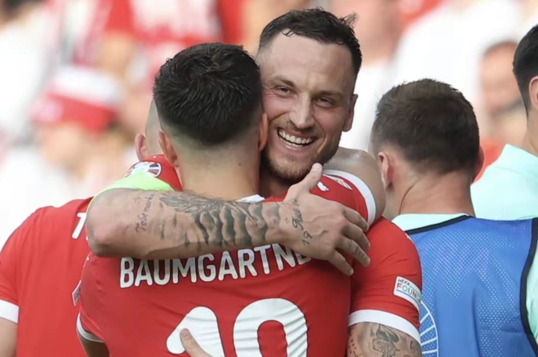 瑞士甲：卡洛治VS拉珀斯维尔的简单介绍  第1张