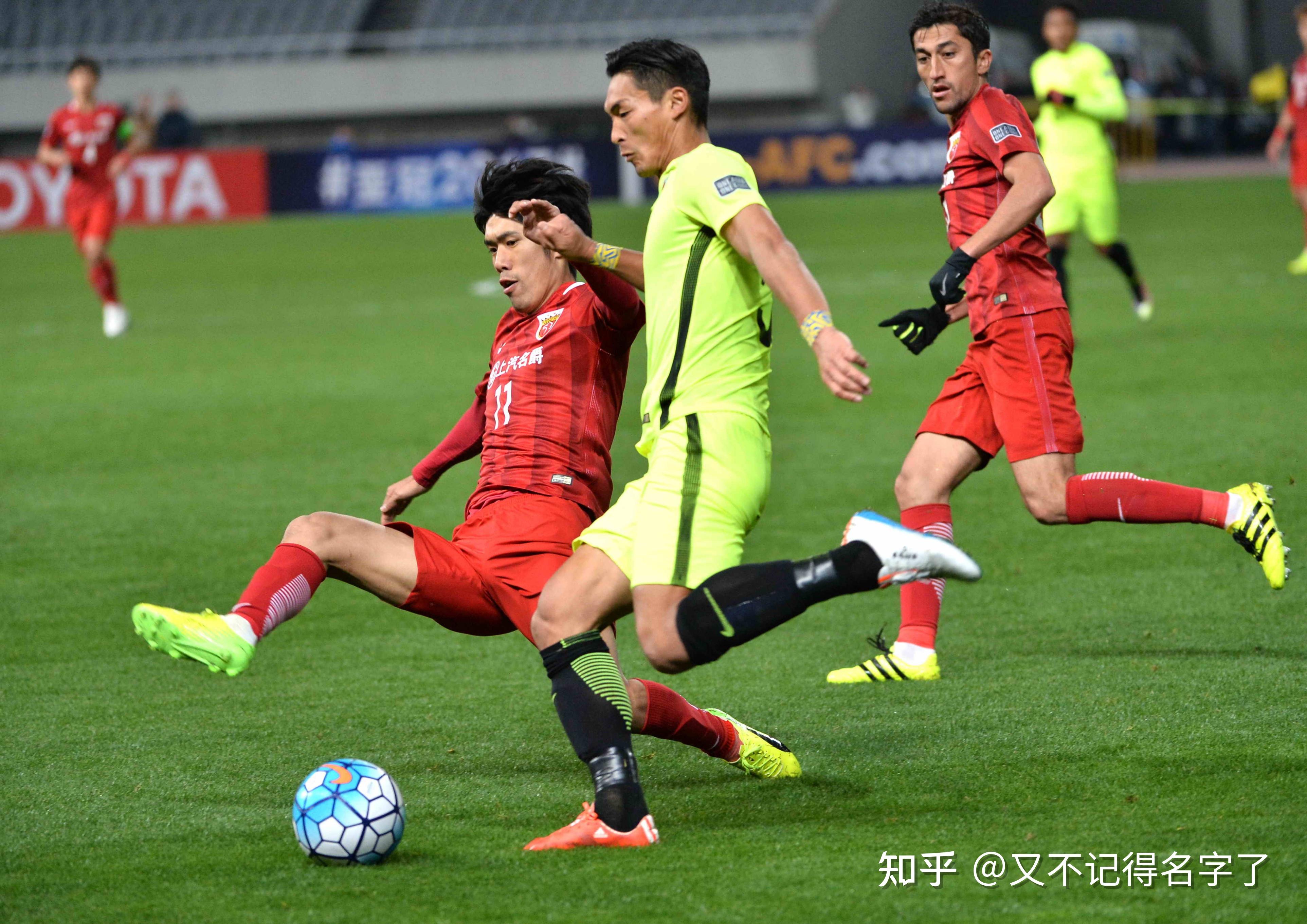 包含亚冠联2：浦项制铁VSBG巴吞联的词条