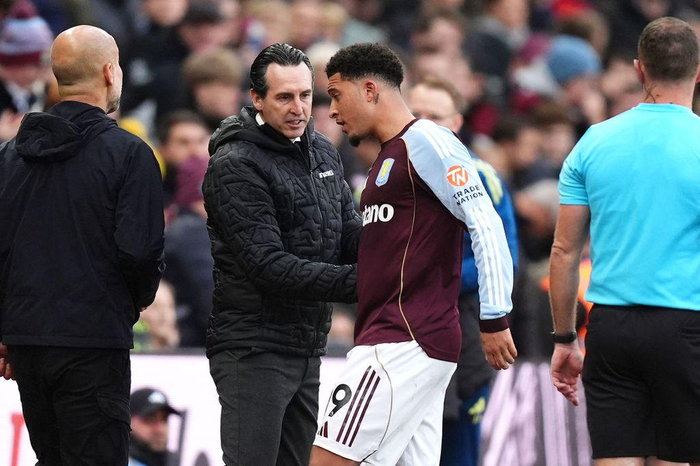 包含曝桑乔非常渴望加盟尤文但受到小孔塞桑的影响的词条