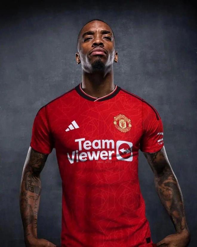 曝曼联有机会签贡萨洛拉莫斯球员今夏或离队