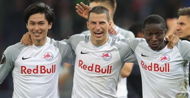 包含日本历史射手王去世为国家队效力13年打进75球的词条