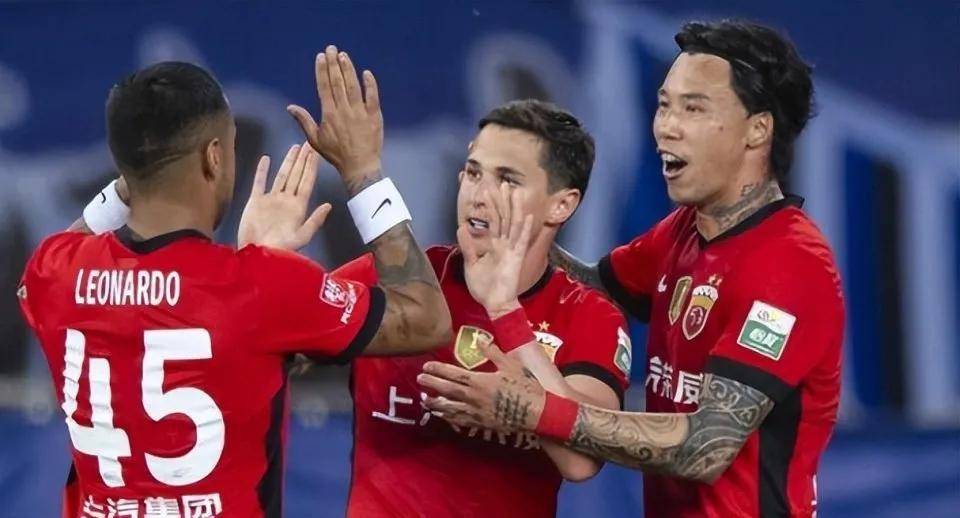 关于海港外援莱昂纳多中超生涯已打入50球3球是对阵河南队打进的信息  第1张