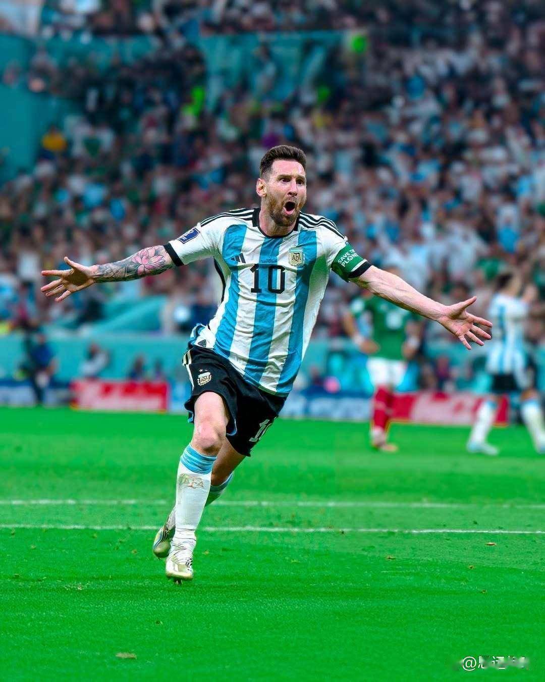 关于阿根廷队新一期初选大名单梅西领衔恩佐因红牌停赛落选的信息 第2张 关于阿根廷队新一期初选大名单梅西领衔恩佐因红牌停赛落选的信息 第2张