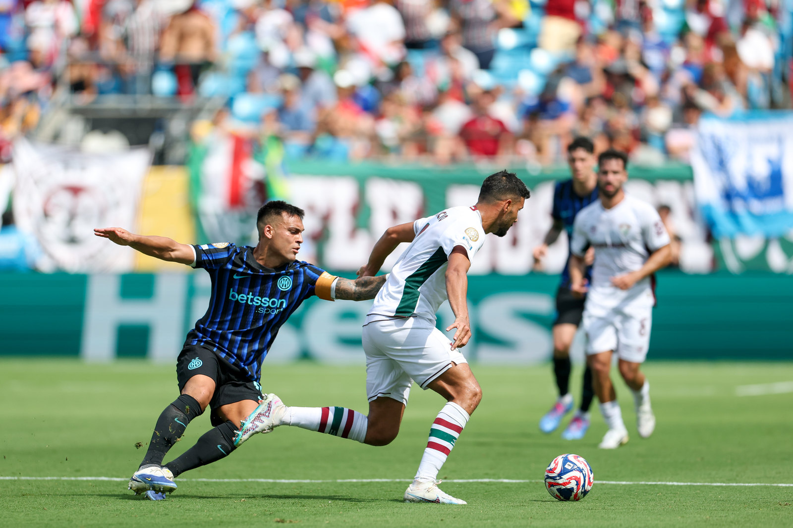 阿森西奥世俱杯3场犯错导致两粒丢球的简单介绍