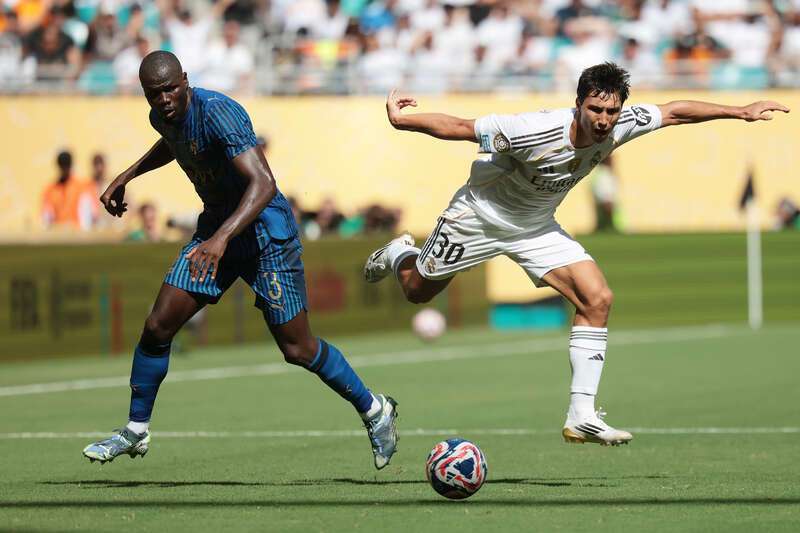 世俱杯最新战报:皇马1-1利雅得新月阿隆索无缘开门红的简单介绍 第1张 世俱杯最新战报:皇马1-1利雅得新月阿隆索无缘开门红的简单介绍 第1张