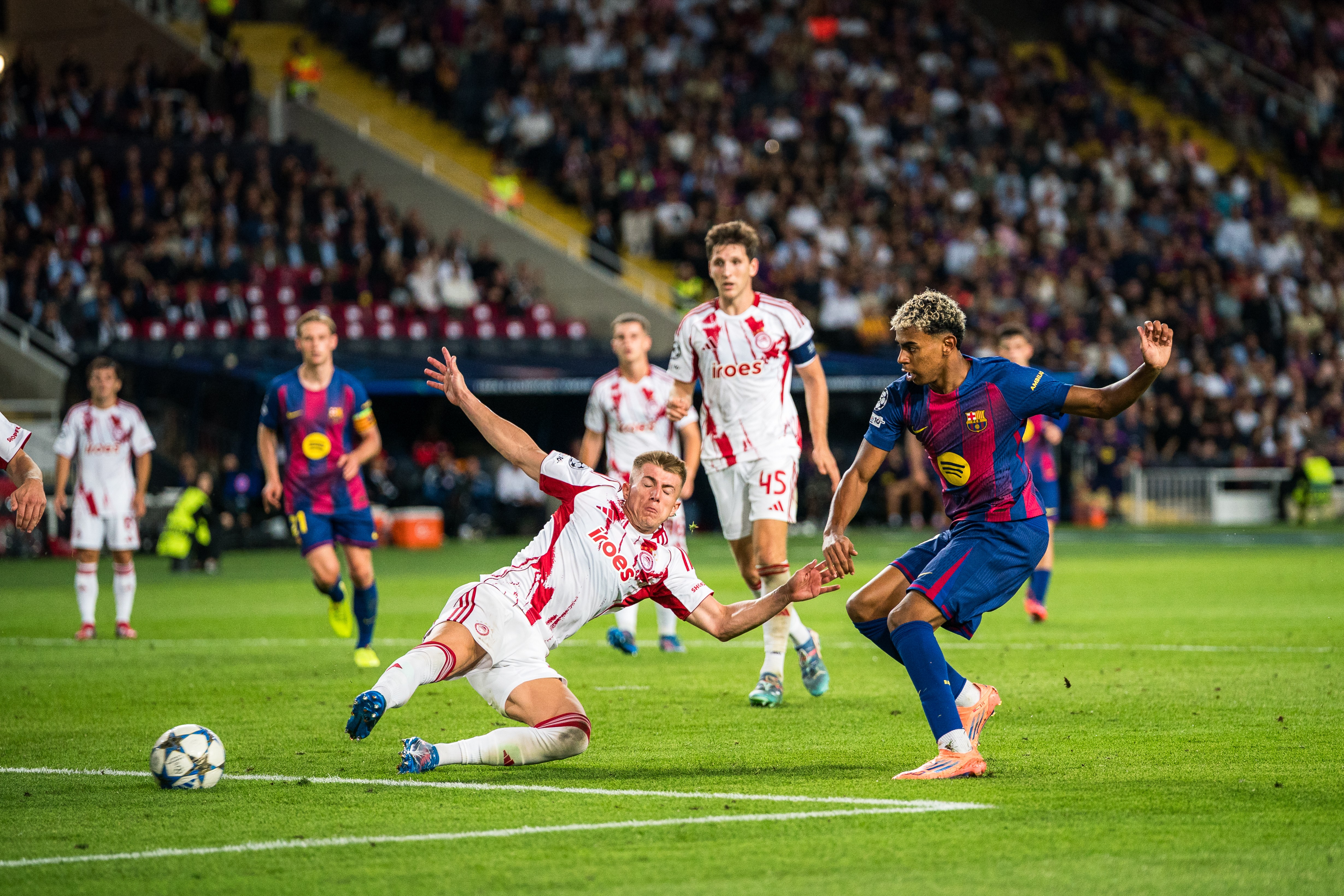 欧冠巴塞罗那VS奥林匹亚科斯预测分析巴萨整体实力更胜一筹的简单介绍