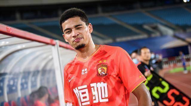 关于媒体：国足后防线隐忧值得注意蒋光太和朱辰杰状态有待观察的信息