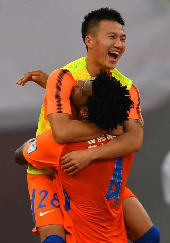 包含刘浪舟租借加盟辽宁铁人曾入选U21国足的词条