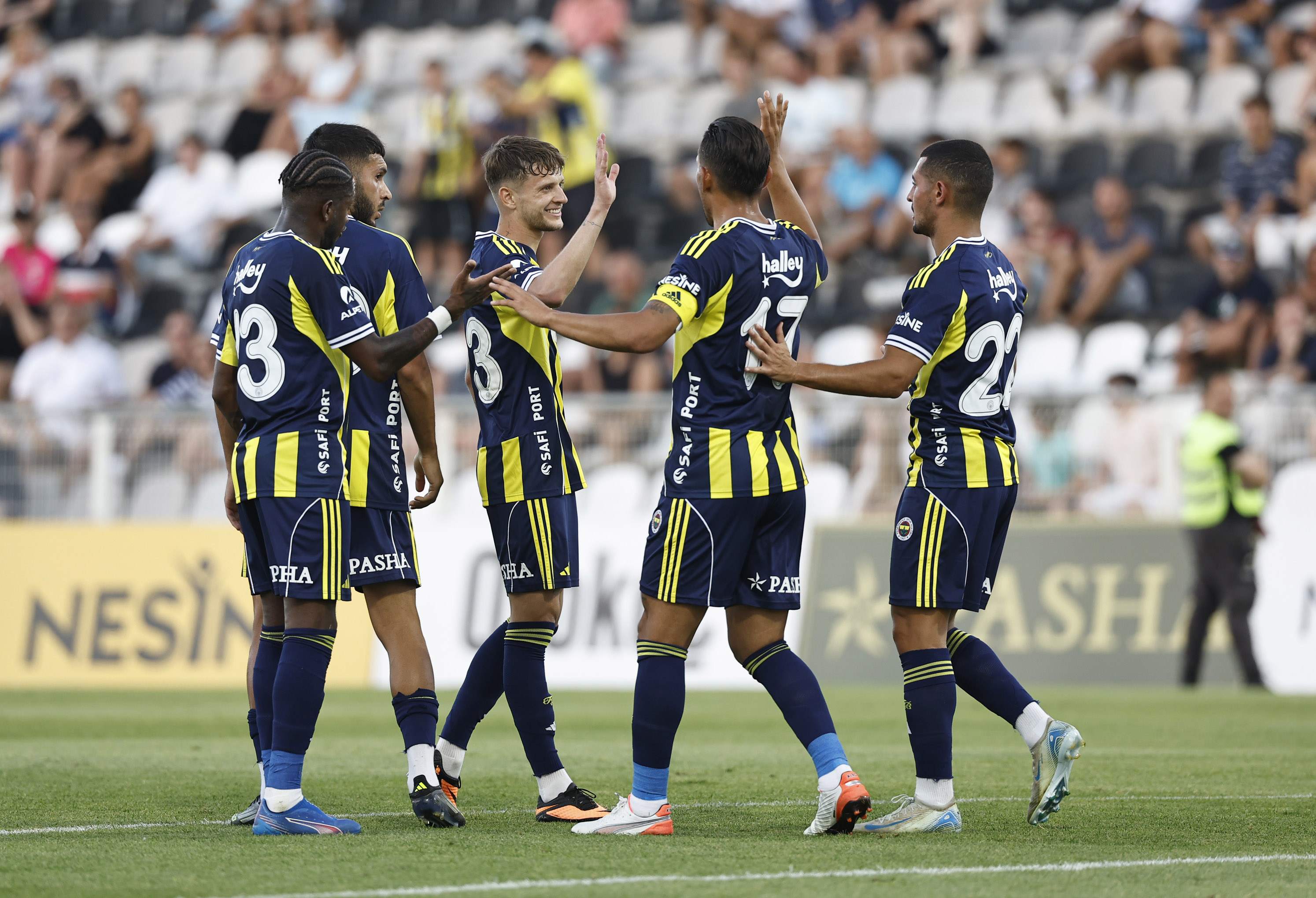 包含欧联杯里昂VS巴塞尔比分预测里昂找回信心的词条  第2张