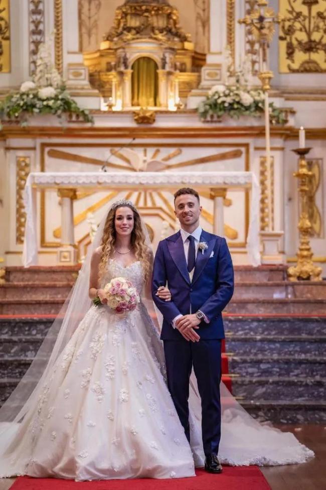 利物浦若塔车祸现场曝光事故或由爆胎引起  第1张