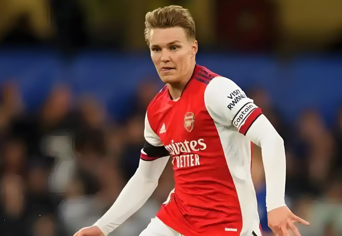 曝阿森纳想分期签埃泽球员解约金6000万镑 第1张 曝阿森纳想分期签埃泽球员解约金6000万镑 第1张