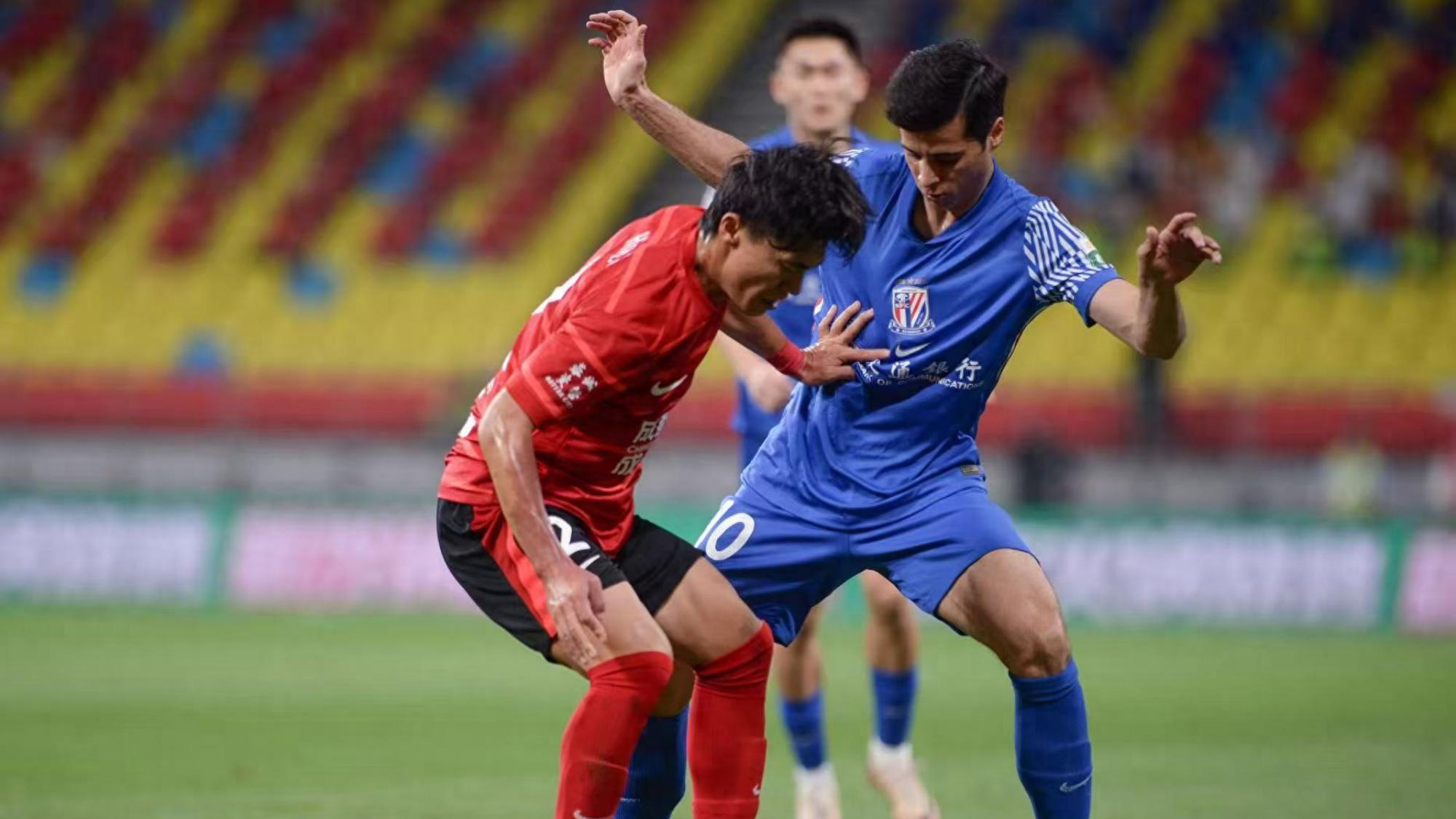 成都蓉城将战上海海港两队目前都紧咬榜首的简单介绍 第2张 成都蓉城将战上海海港两队目前都紧咬榜首的简单介绍 第2张