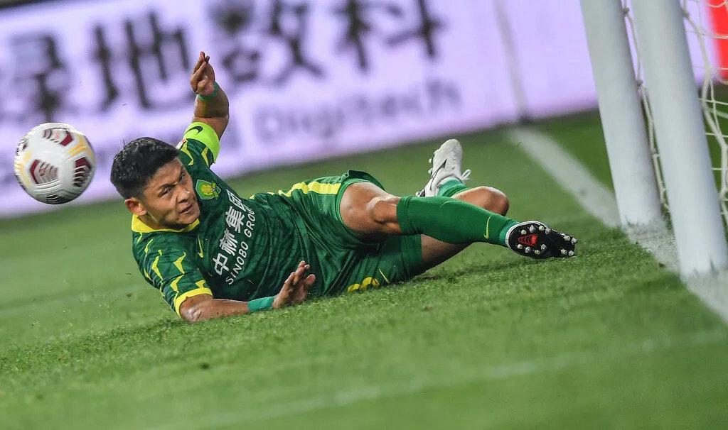 32岁中超队主力遭车祸头部骨折无生命危险的简单介绍