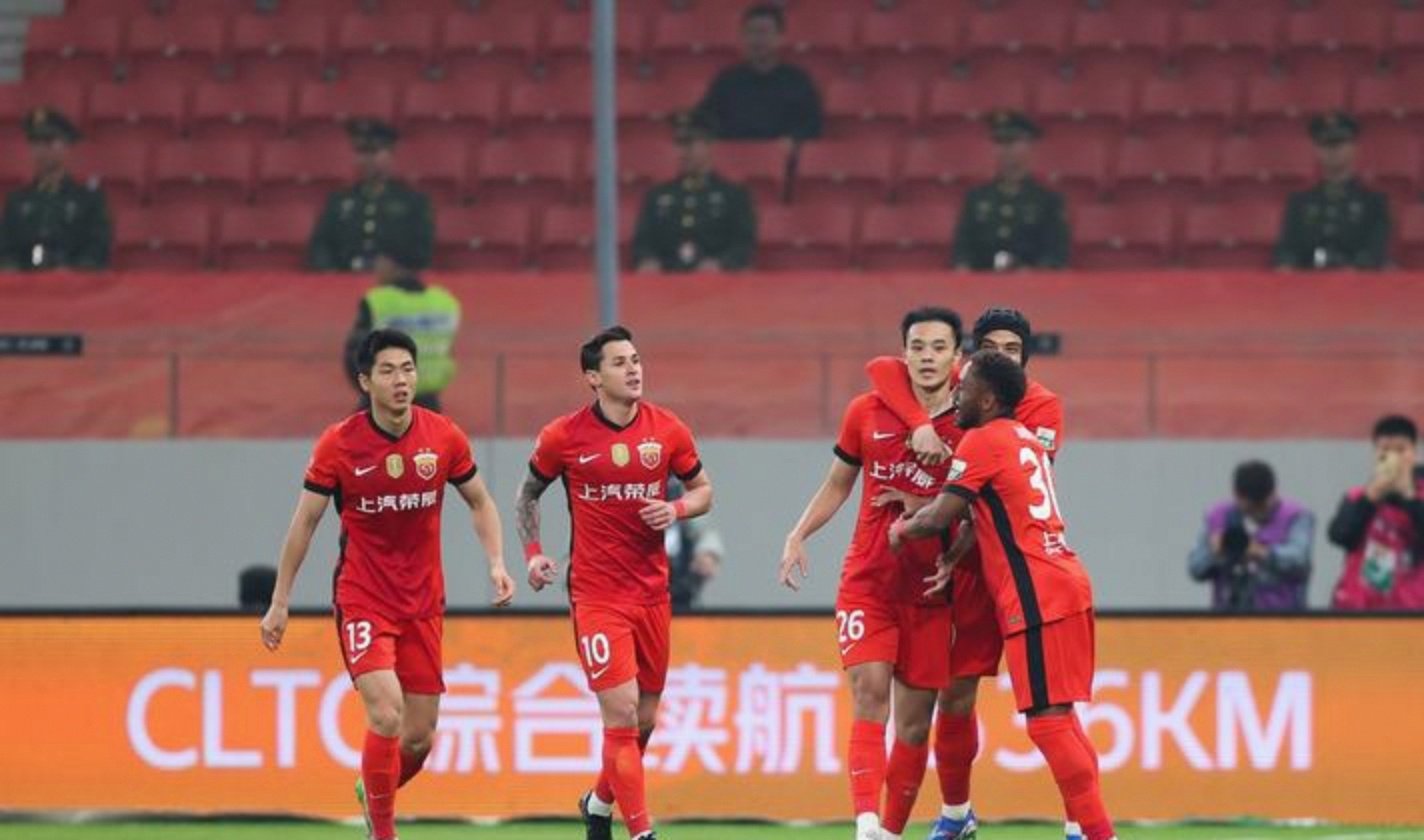 中超梅州客家2-4上海海港刘若钒献传射莱昂纳多、加布里埃尔破门的简单介绍  第2张