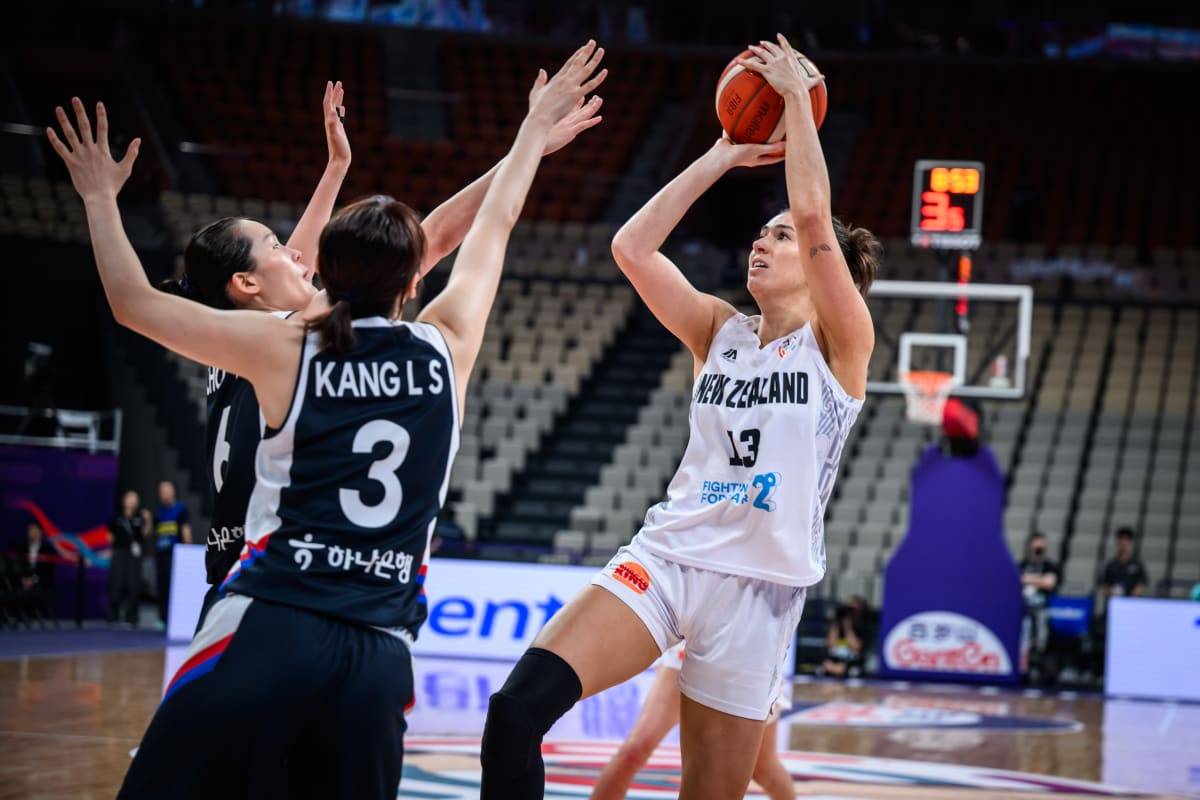 包含女篮亚洲杯日本女篮77-62新西兰女篮田中心17分的词条  第2张