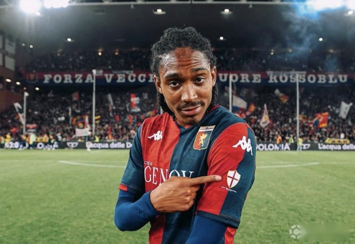 关于曝热刺即将与斯彭斯签下新合同上次续约是2024年的信息  第1张