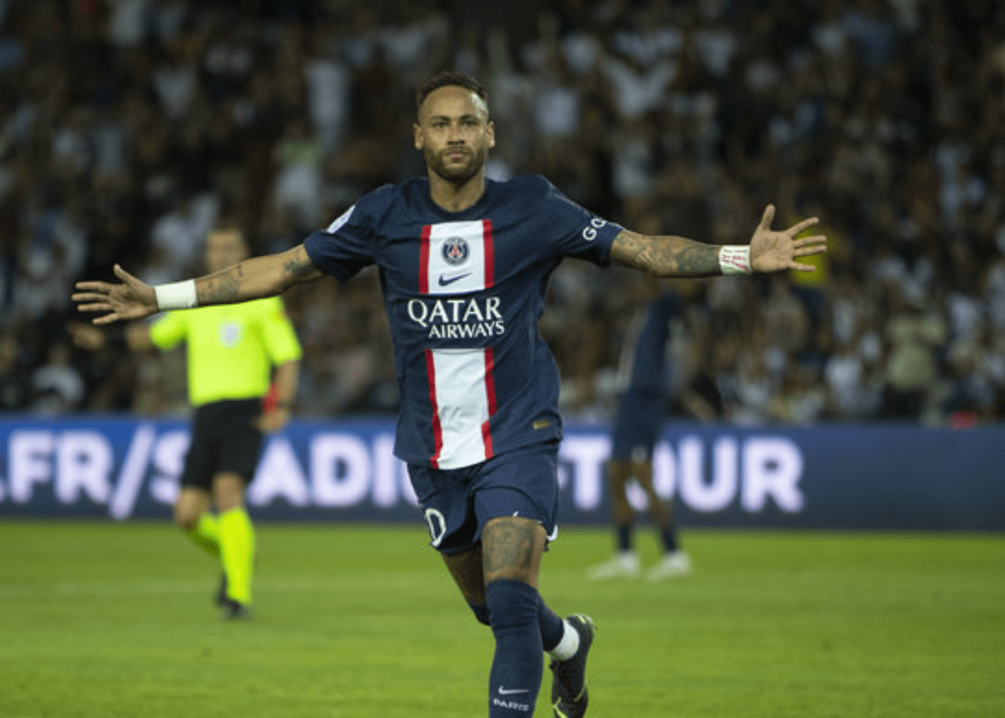 关于曝利雅得胜利有意巴斯托尼提供天价年薪的信息 第2张 关于曝利雅得胜利有意巴斯托尼提供天价年薪的信息 第2张