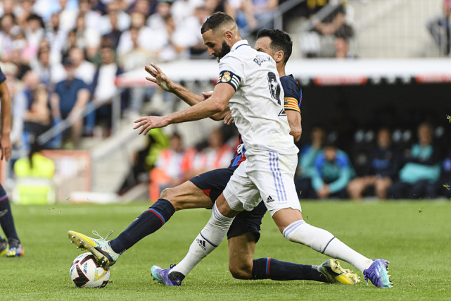 尤文图斯与那不勒斯有意塞瓦略斯两队计划冬窗推动交易的简单介绍